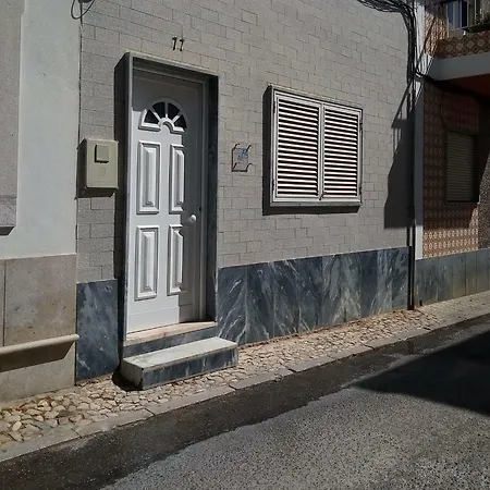 Fernanda's House Сasa de vacaciones Olhão